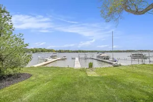 Image of Lumos House on Magician Lake