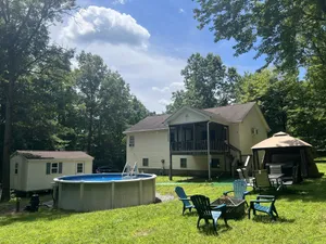 Image of Salt Water Pool-7 Person Hot tub- Open Concept 4Bd-2ba Home-Game Rm & 2 Firepits