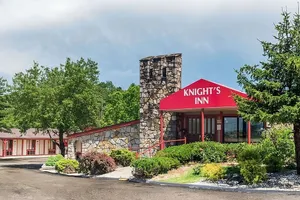 Image of Budget-friendly Accommodation at Knights Inn Ashland! Onsite Pool, Free Parking!