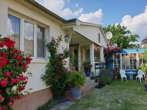 Image of Cottage on the lake - cottage