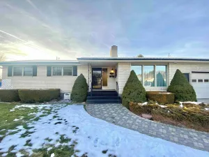 Image of Roomy Midtown Home-Large and Central to Everything