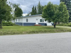 Image of Remodeled house w\/garage and hot tub; quiet suburb, in town