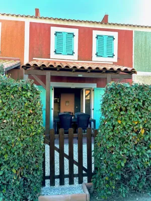Image of Agréable maisonnette piscine collective 4IDP3031