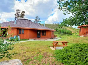 Image of Charm Soda Springs Townhome 1 bedroom1 bath
