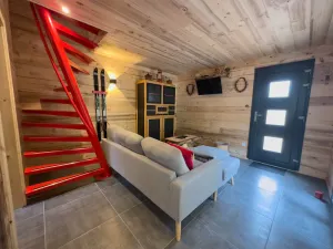 Image of Gîte insolite- SPA-refuge perched from the lake to the waterfall