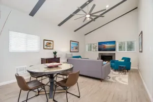 Image of Luxurious townhouse with ocean view, easy walk to beach & village center
