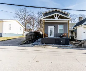 Image of Historic Shotgun House Downtown Georgetown