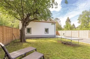 Image of House with private garden Disneyland® Paris, Vallée village, parc des félins
