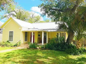 Image of Aunt Hattie's Farmhouse