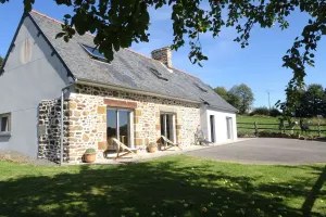 Image of Cottage, Saint Ovin