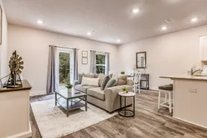 Image of Elegant townhome + oversized luxury pool
