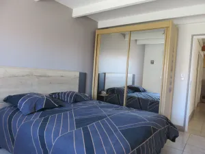Image of Quiet villa with enclosed garden. Furnished 3*. Center 400 m away. Pets allowed