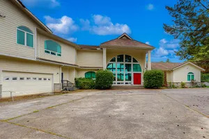 Image of Riverfront House