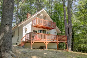 Image of Serene getaway with private sauna, firepit, deck, grill, balcony, & washer\/dryer