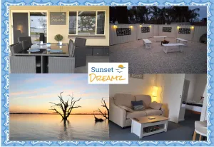 Image of \"Sunset Dreamz\" Lake front accommodation with 180 degree Lake Bonney views