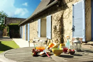 Image of GITES SAINT-AMAND: typical Périgord stone house