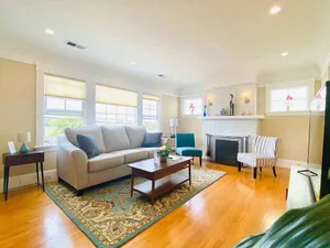 Image of Entire 3 Bedroom 2 Bath house for 6 people Near SFO\/SF\/Bay Area Convenient Sweet