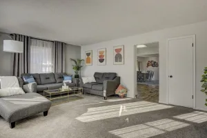 Image of Modern, Timbered, LUX 3Bedroom in perfect location