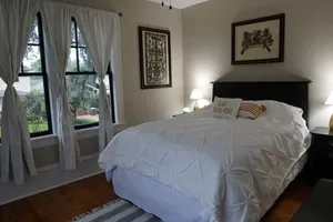 Image of Avonly Place Convenient Historic Hideaway