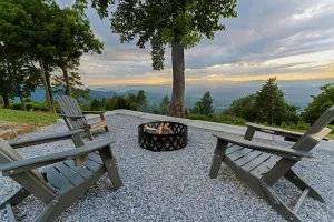 Image of Quiet Mountaintop Vista w\/ Hot tub and Fire pit