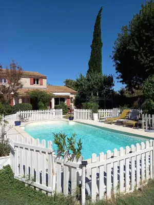 Image of House \/ Villa - Entraigues sur sorgue ,near Avignon,with flowers and trees