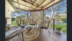 Image of Sleeps 10, 2 bathroom Kitchens ,Central to Brisbane Gold C & Theme parks Views