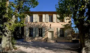 Image of Bastide (18th century), swimming pool, view of Sainte-Victoire