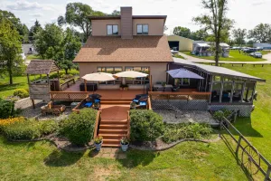 Image of Windjammer, Lakefront Home-Away-From-Home!!!