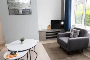 Image of 2 bed home sleeping 3 people fully equipped located in Radcliffe Manchester - Stand Up and Shout