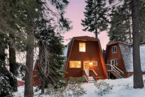 Image of Chickaree Chickadee Buyout by AvantStay 2 Sister Cabins
