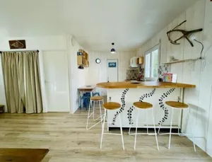 Image of Bright and well decorated nest in La Rochelle