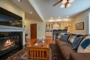 Image of Minette's Downtown Condo | Historic Spot in Downtown Hendersonville
