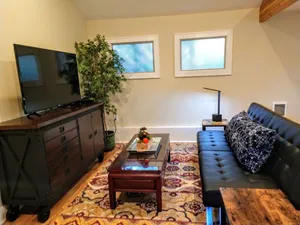 Image of Charming Garden Studio Cottage in North Green Lake