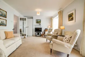 Image of High Trees Blenheim View | Woodstock Holiday Let | 3 Beds & Sleeps 5