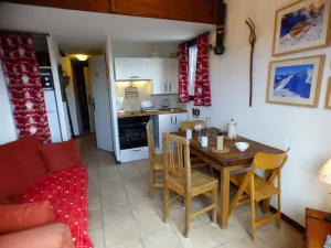 Image of Central Studio Loft with Balcony - Sleeps 4