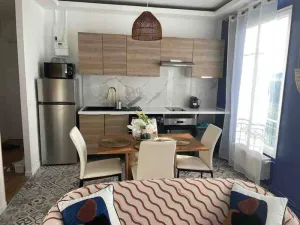 Image of L'AMAZONIE - Superb, spacious apartment 2 steps from the station
