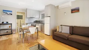 Image of Grevillea Gardens Unit 8