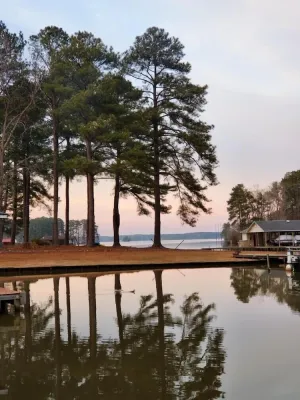 Image of Waterfront - Lake Gaston Charming lakefront cottage