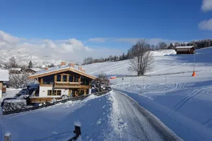 Image of Beautiful chalet\/ holiday home\/in the mountains\/ski slope of Kitzbühel
