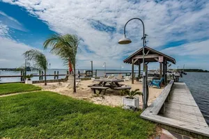 Image of BAYFRONT-STUNNING VIEWS-2 Blocks to Beach-Walk to Dining\/Bars-Dog Friendly