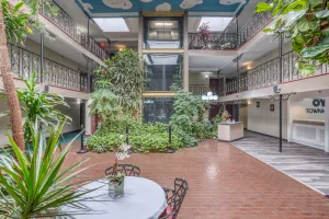 Image of OYO Townhouse Tulsa Woodland Hills