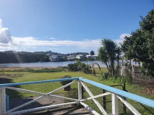 Image of Avoca Beach House - Best location beach and shops a flat easy 50 meters away.