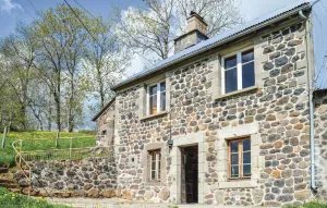 Image of Three-Bedroom Holiday Home In Cheylade