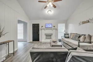 Image of Tranquil Escape 3 Bedroom Home by RedAwning