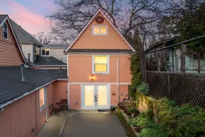 Image of The Carriage House Chic Treetop Loft and Hot Tub