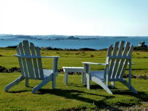 Image of Gite \"TY LOUZOU\" Panoramic Sea View Bay of Morlaix