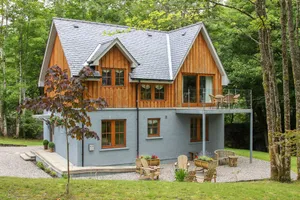 Image of Bishops Bay Luxury Cottage beside Loch Leven in the Scottish Highlands