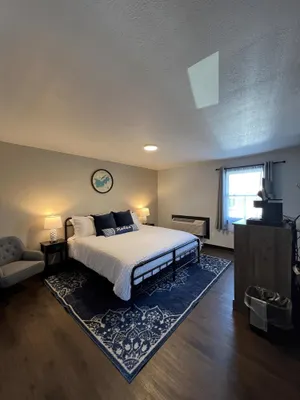 Image of Private Studio Close to the Action and Recently Renovated