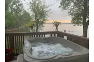 Image of Lux Riverfront, HotTub, In\/Outdoor Fireplace &Fun!