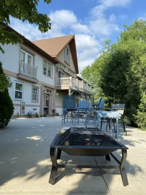 Image of Relax & Unwind in this full apartment w\/ Most Attractions close by!